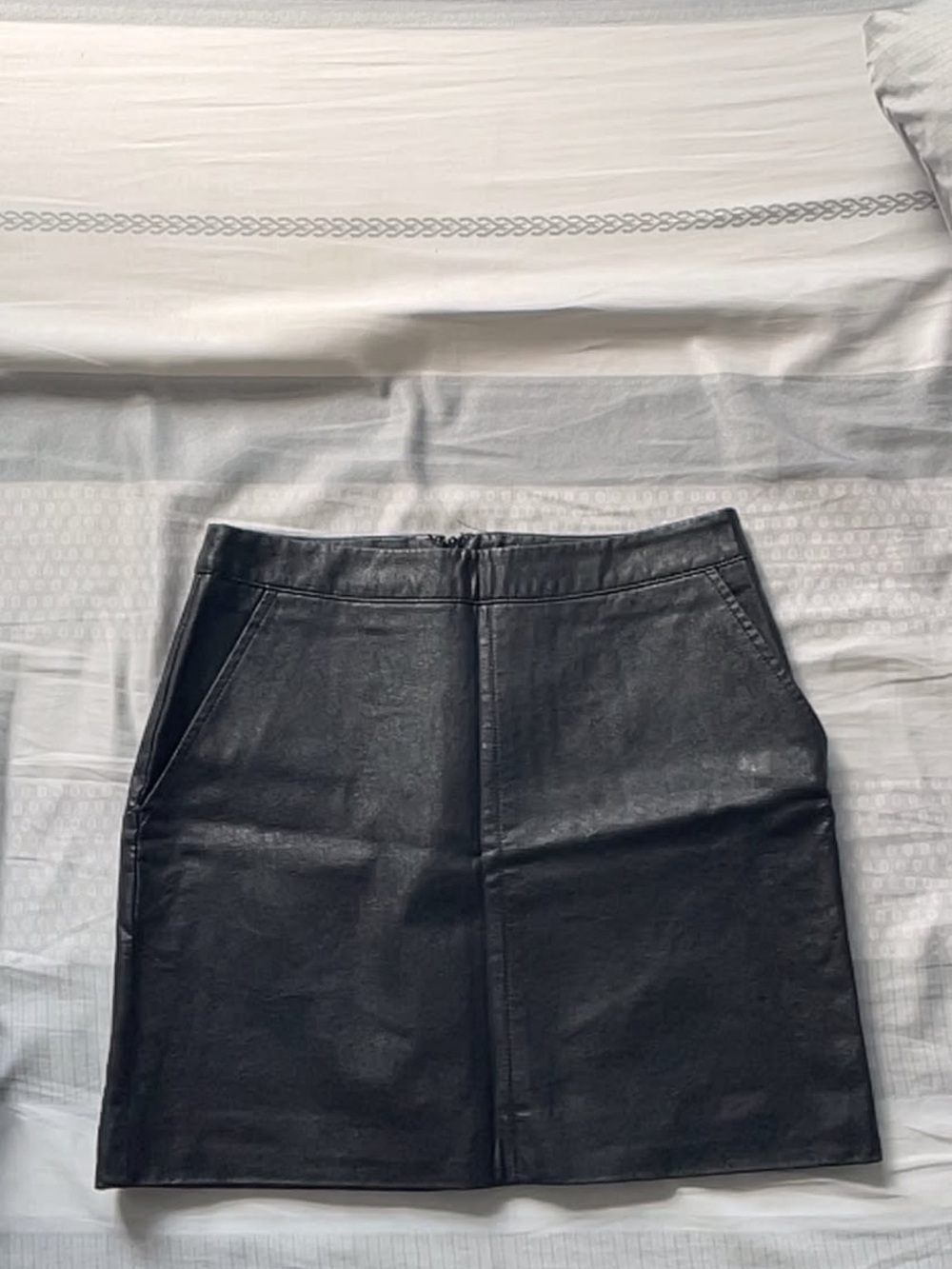 Forever 21 Black Faux Leather Mini Skirt